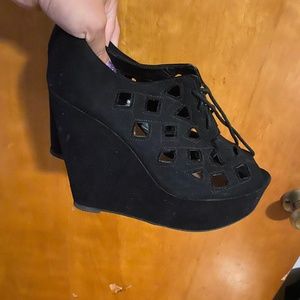 Dots brand wedge heels